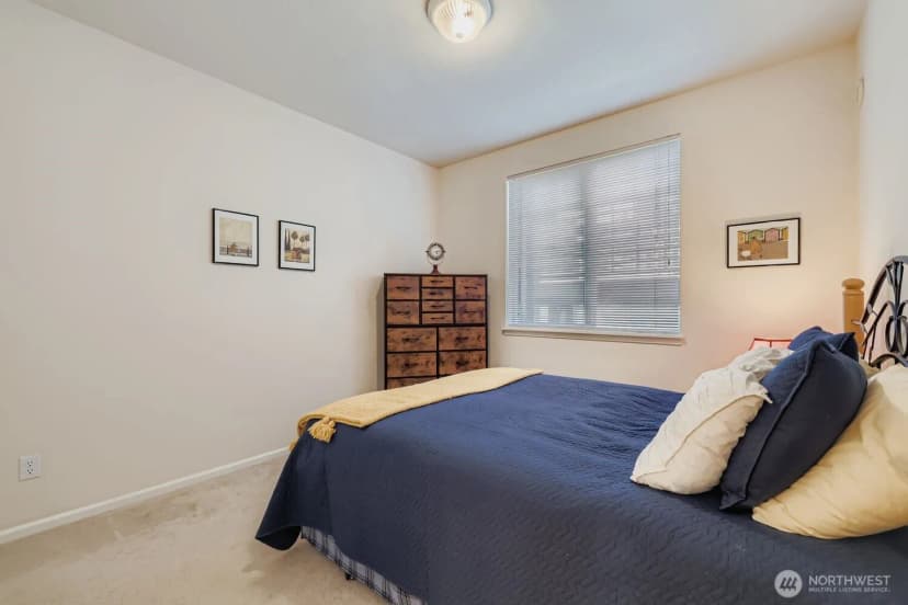 Property photo for 13000 Admiralty Way #a205, Everett photo 19
