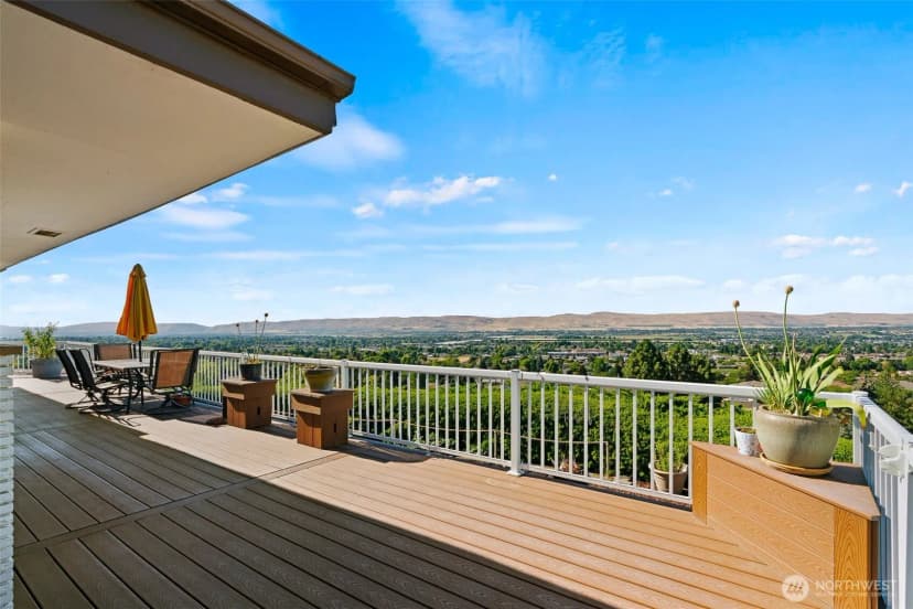 Property photo for 714 N 58th Avenue, Yakima photo 31
