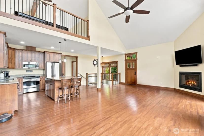 Property photo for 105 09 Lakeside Drive E, Mossyrock photo 9