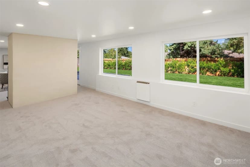 Property photo for 4102 96th Avenue Se, Mercer Island photo 26