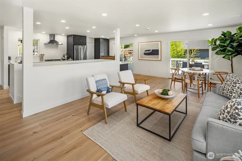 Property photo for 4102 96th Avenue Se, Mercer Island photo 9