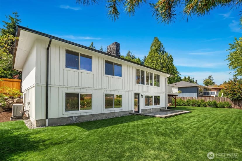 Property photo for 4102 96th Avenue Se, Mercer Island photo 27