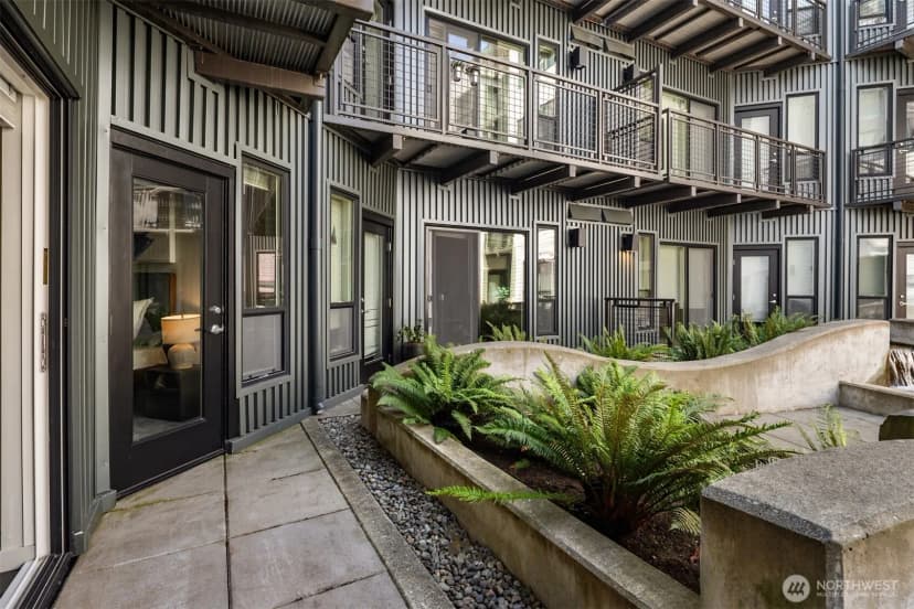 Property photo for 1410 E Pine Street #w122, Seattle photo 18