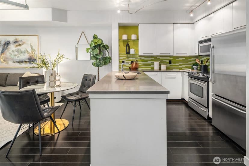 Property photo for 1410 E Pine Street #w122, Seattle photo 8