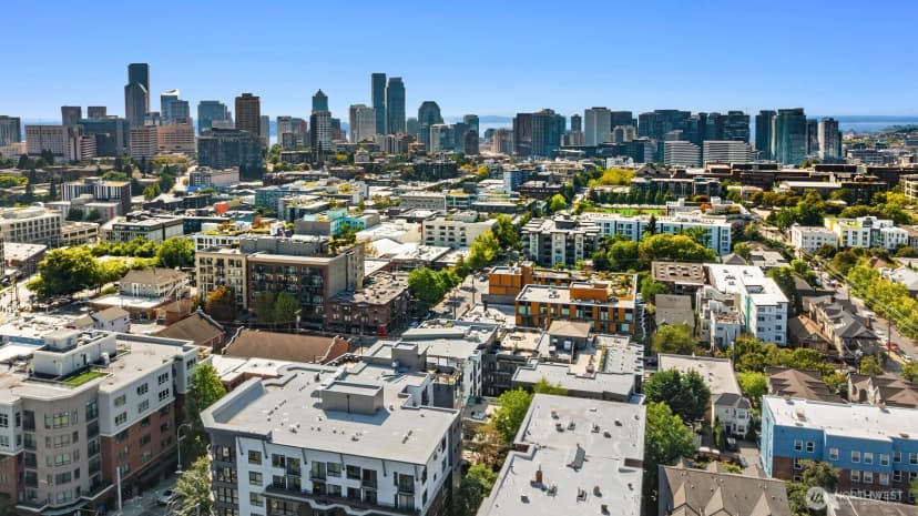 Property photo for 1410 E Pine Street #w122, Seattle photo 35
