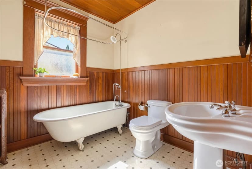 Property photo for 427 N Garden, Bellingham photo 33