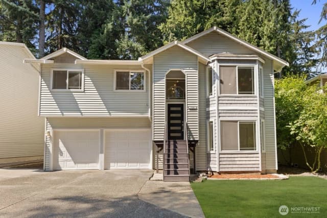 Property photo for 7508 Tyee Road, Everett photo 2