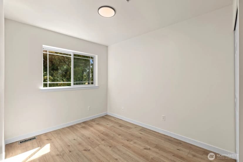 Property photo for 7508 Tyee Road, Everett photo 15
