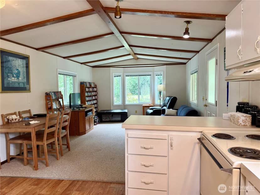 Property photo for 1703 321st Place, Ocean Park photo 10