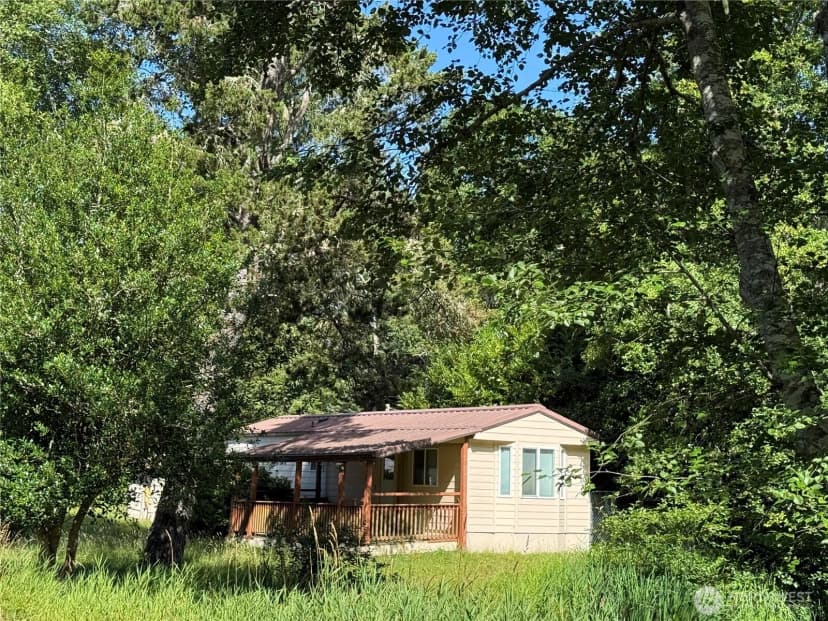 Property photo for 1703 321st Place, Ocean Park photo 2