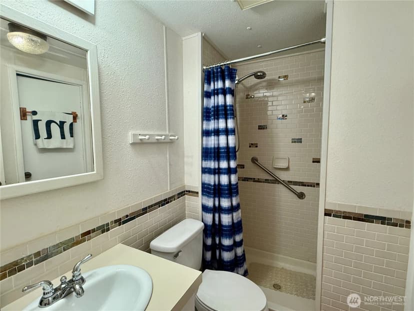Property photo for 1703 321st Place, Ocean Park photo 16