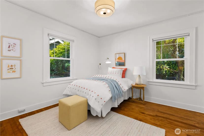 Property photo for 2568 28th Avenue W, Seattle photo 23