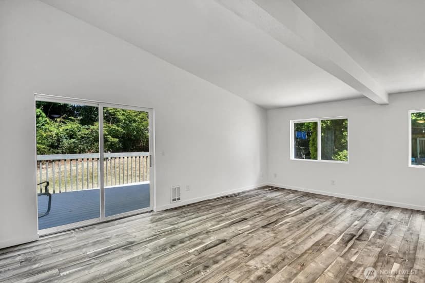 Property photo for 3115 York Road, Everett photo 11