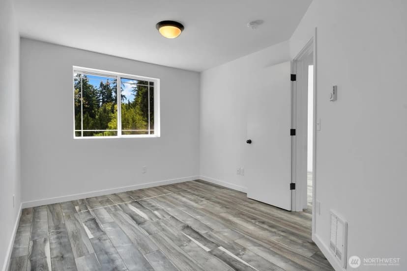 Property photo for 3115 York Road, Everett photo 17