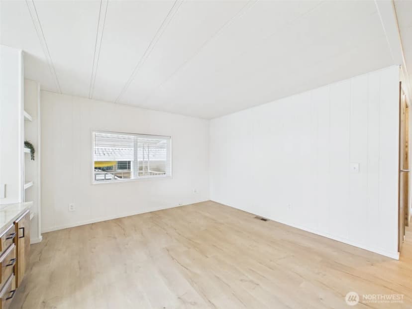 Property photo for 11436 Se 208th Street #106, Kent photo 8