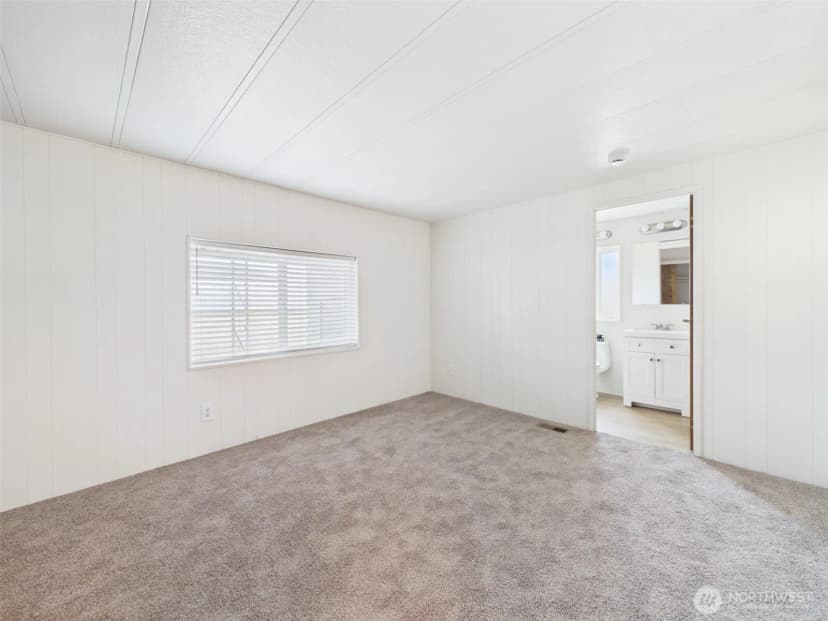 Property photo for 11436 Se 208th Street #106, Kent photo 12