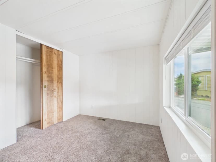 Property photo for 11436 Se 208th Street #106, Kent photo 16