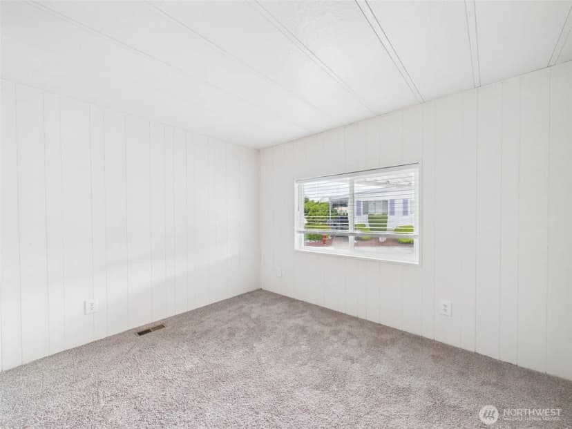 Property photo for 11436 Se 208th Street #106, Kent photo 15