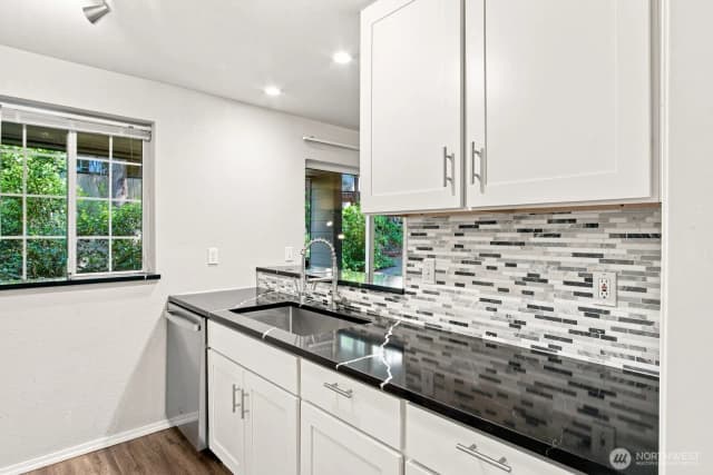 Property photo for 15433 Country Club Drive #e103, Mill Creek photo 2