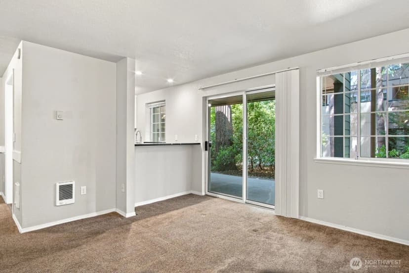 Property photo for 15433 Country Club Drive #e103, Mill Creek photo 11