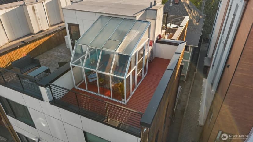 Property photo for 1116 13th Avenue #d, Seattle photo 17