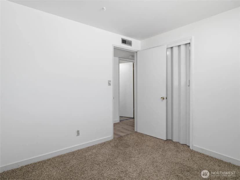 Property photo for 2449 Sw 328th Street, Federal Way photo 24