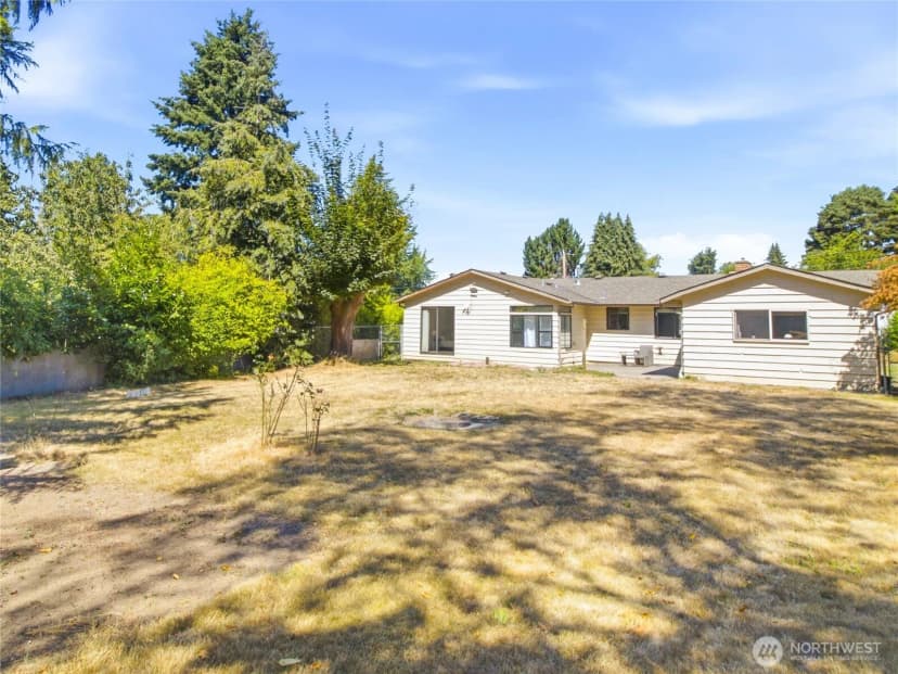 Property photo for 2449 Sw 328th Street, Federal Way photo 34