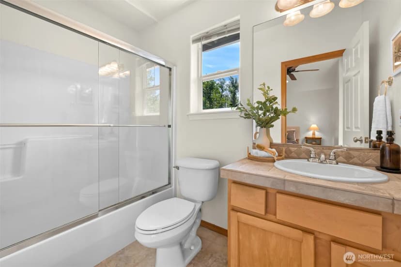 Property photo for 3610 Lemon Grove Drive, Bellingham photo 21