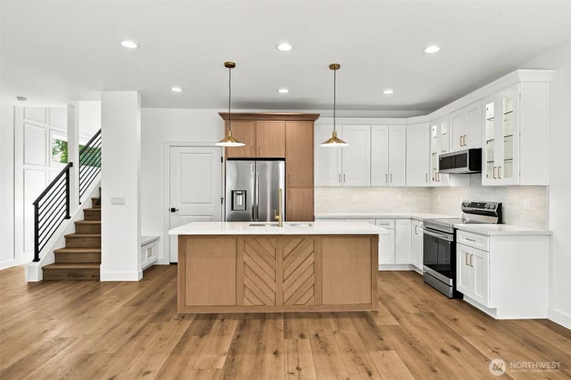 Property photo for 8823 121st Street Sw, Lakewood photo 8