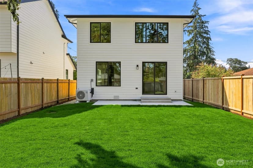 Property photo for 8823 121st Street Sw, Lakewood photo 33