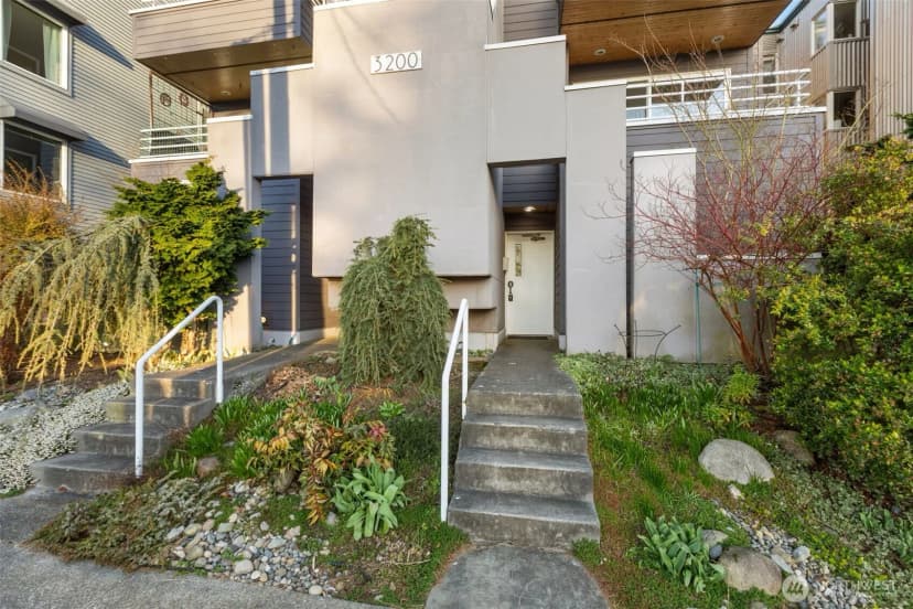 Property photo for 3200 Alki Avenue Sw #301, Seattle photo 27