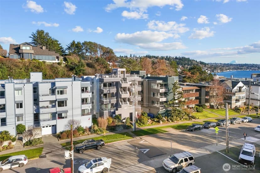 Property photo for 3200 Alki Avenue Sw #301, Seattle photo 28
