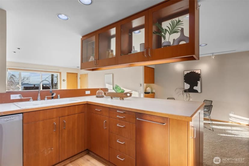 Property photo for 3200 Alki Avenue Sw #301, Seattle photo 12