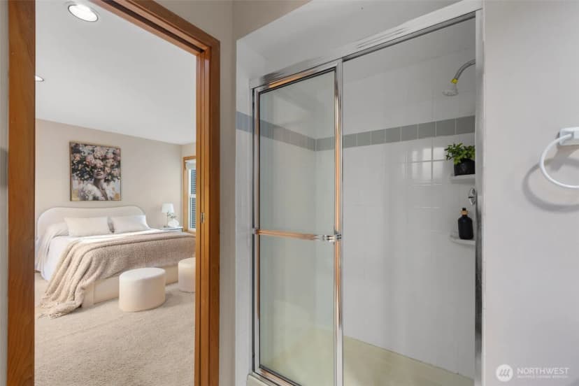 Property photo for 3200 Alki Avenue Sw #301, Seattle photo 17