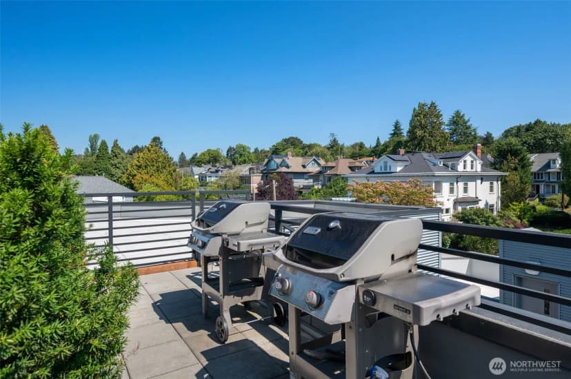 Property photo for 750 11th Avenue E #103, Seattle photo 21