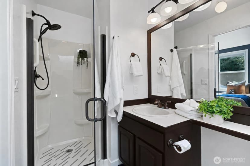Property photo for 3802 25th Avenue W #4g, Seattle photo 18