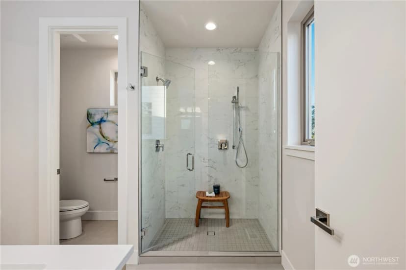 Property photo for 8229 Ne 128th Street, Kirkland photo 19
