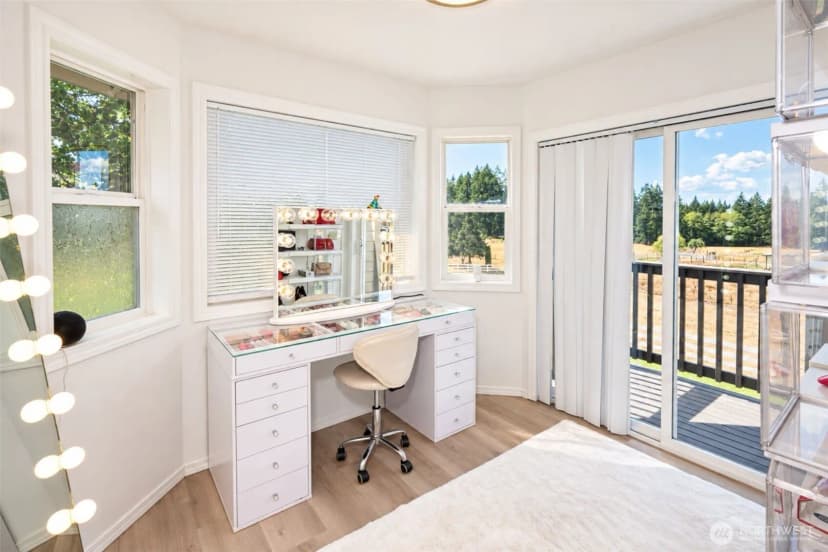 Property photo for 14110 Glenwood Road Sw, Port Orchard photo 18