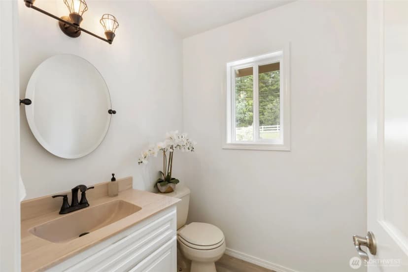 Property photo for 14110 Glenwood Road Sw, Port Orchard photo 6