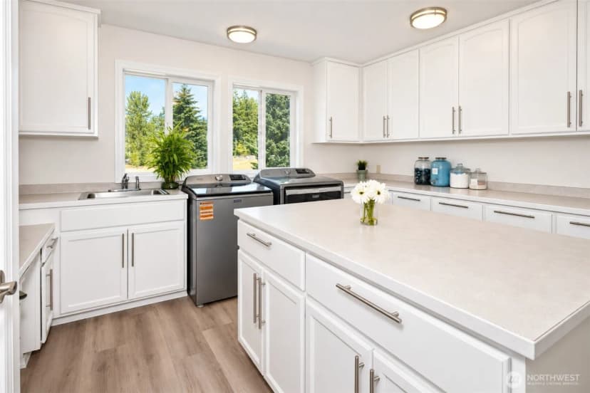 Property photo for 14110 Glenwood Road Sw, Port Orchard photo 14