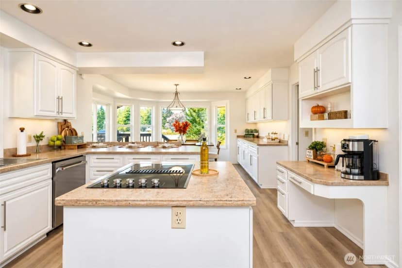Property photo for 14110 Glenwood Road Sw, Port Orchard photo 8