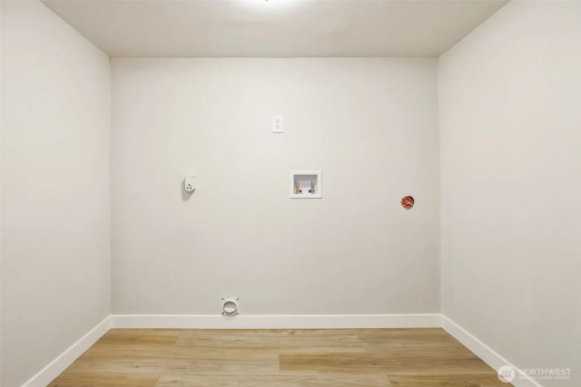 Property photo for 10713 15th Avenue Ne, Seattle photo 28