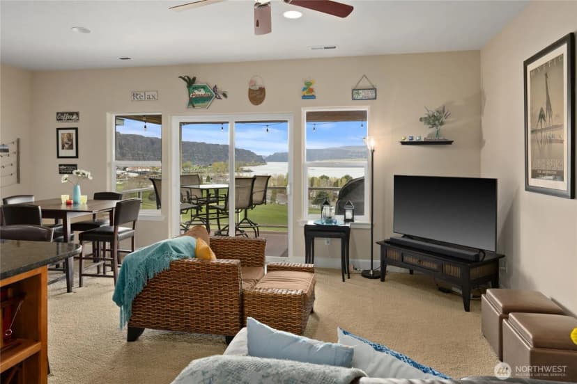 Property photo for 23154 Sunserra Loop Nw #b15, Quincy photo 3