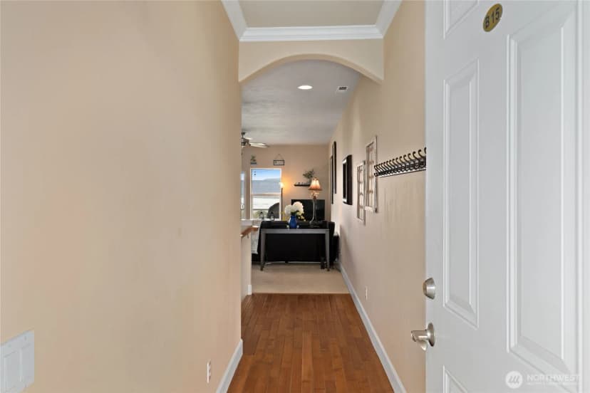 Property photo for 23154 Sunserra Loop Nw #b15, Quincy photo 4