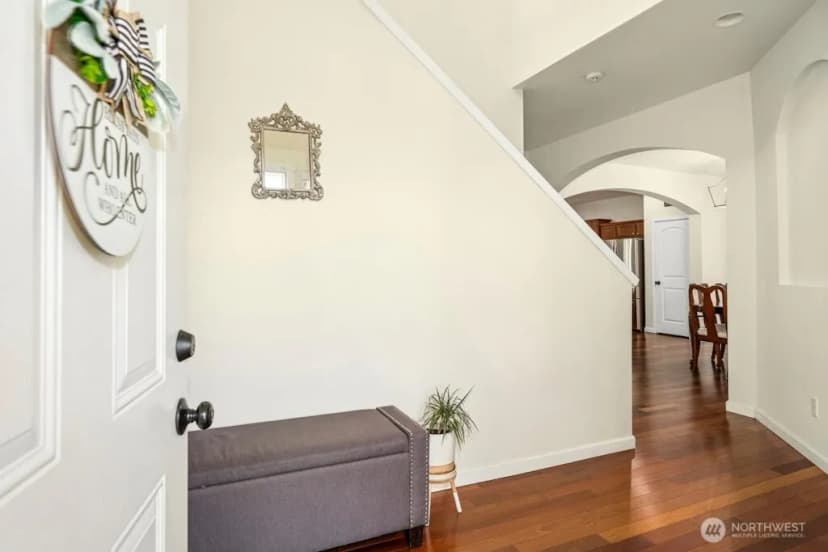 Property photo for 4915 Ne 5th Street, Renton photo 6