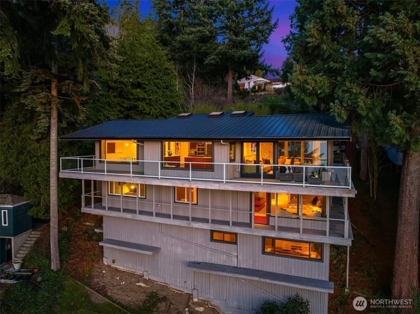 Property photo for 15733 25th Avenue Sw, Burien photo 31