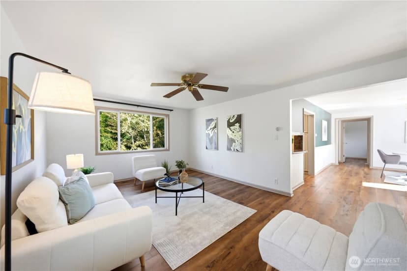 Property photo for 11526 3rd Avenue Ne, Seattle photo 6