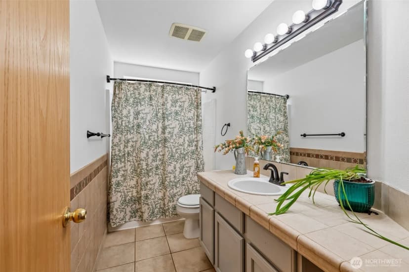 Property photo for 13718 43rd Avenue Se, Mill Creek photo 25