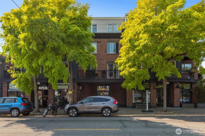 Property photo for 1909 10th Avenue W #206, Seattle photo 28