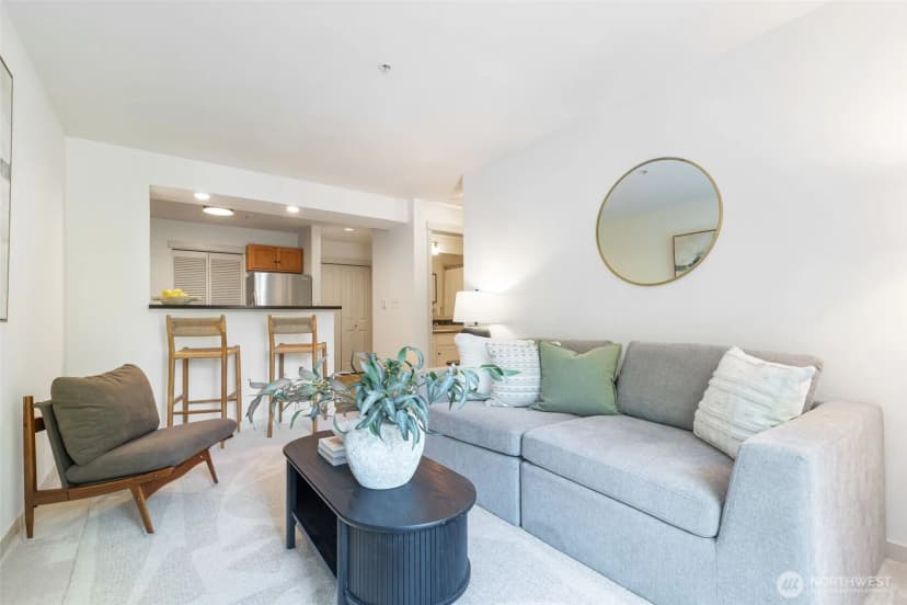 Property photo for 1909 10th Avenue W #206, Seattle photo 17